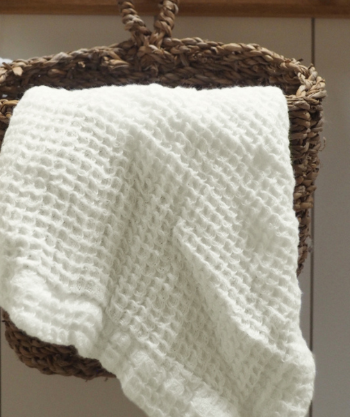  White Linen Waffle face cloth Towel - The Linen Works (217861685258)